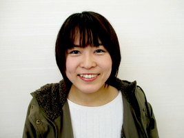肩こりの20代女性