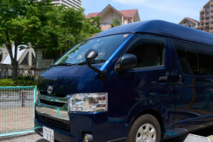 お近くまで整体カーでまいります